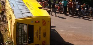 An overturned school bus at Mwirine area of the Meru-Kaaga bypass.