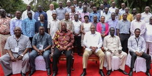 President Uhuru Kenyatta with county leaders during an induction meeting in Kwale County on December 14, 2017