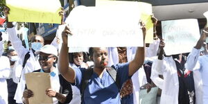 Medical practioners during a past picketing exercise. 