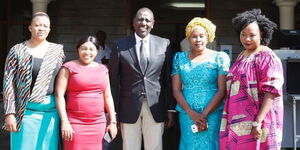 Deputy President William Ruto with a team from the United Democratic Alliance