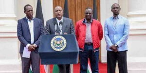 Raphael Tuju (far left), President Uhuru Kenyatta, Deputy President William Ruto and Andrew Musangi (far right)