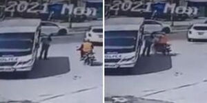 A screengrab of a rider snatching a phone from a traffic officer on Monday, August 30.