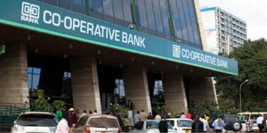 Co-operative House, along Haile Selassie Avenue, Nairobi, Kenya