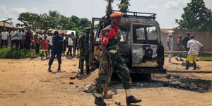 An image of an army officer on patrol in the volatile Eastern DRC.