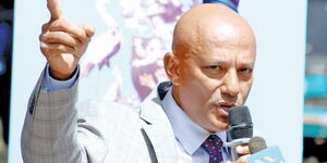 Ethics and Anti Corruption Commission (EACC) CEO Twalib Mbarak giving a speech 