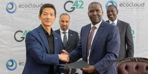 An image of the MOU signing between UAE G42 and Kenyan EcoCloud company's witnessed by the UAE Ambassador to Kenya and President William Ruto