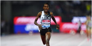 A photo of Faith Kipyegon during a race