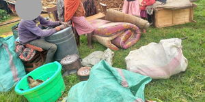 Families with their scattered property in Mau-Narok, 2023