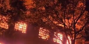 A photo of fire razing down Ebrahim Shopping Mall along Moi Avenue in Nairobi on January 6, 2024.