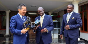 From left; Chinese Ambassador to Kenya, Zhou Pingjian, Deputy President Rigathi Gachagua and UDA Sec Gen Cleophas Malala on August 17, 2023.