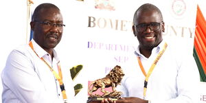 Award ceremony at the 2024 South Rift Valley International HIV Prevention, Care and Treatment Best Practice Forum in Bomet County.