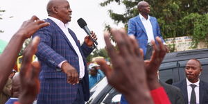 Nyeri County Governor Mutahi Kahiga addressed residents at Endarasha Shopping Centre with Deputy President Rigathi Gachagua.
