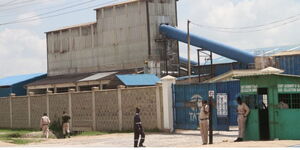 A photo of Kajiado County security officers manning the gates at Tata Chemicals Limited on January 17