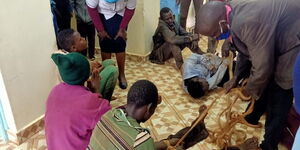 8 siblings were tied up in ropes and bundled into a pick up and taken to Difathas Police Station after breaking their mother's leg