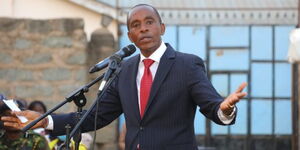Kiambu Governor Kimani Wamatangi on August 23, 2023. addressing mourners of six people who died after an underground water tank caved in during a wedding at Fort Jesus area.