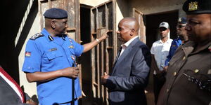 Interior CS Kithure Kindiki (centre) talks to police officers based at Isebania station, Migori County on May 31, 2023. 