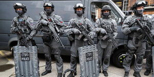 Armed Police officers US