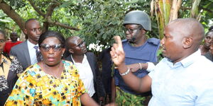 Meru Governor Kawira Mwangaza engaging police before her arrest in Imenti on October 18, 2023.
