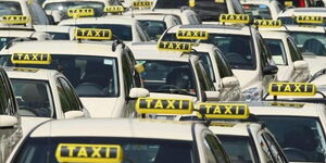Numerous taxis stuck in traffic