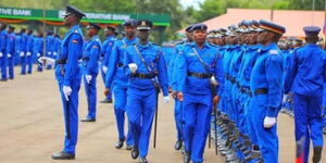 An image of police officers in the current uniform