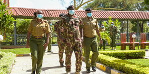 Police officers from the Administrative Police Unit 