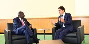 President William Ruto (left) discussiong with Canada's Justin Trudeau.