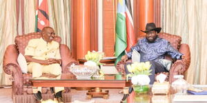 President William Ruto (left) and South Sudan President Salva Kiir (right) in a meeting on the sidelines of Saudi- Africa summit Riyadh, Saudi Arabia on November 11, 2023.
