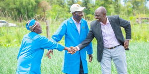 President William Ruto greeting farmers in Meru on Saturday April 22, 2023