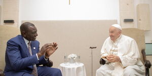 President William Ruto (Left) and Pope Francis (Right) during G7 Summit in Apulia, Italy. 
