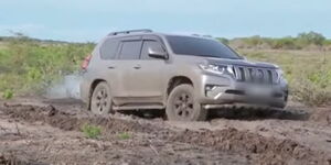 The vehicle of Ijara MP stuck in the mud on Friday May 5, 2023