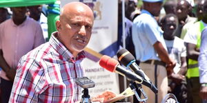 EACC CEO Twalib Mbarak speaking at Kibuye Market in Kisumu County on August 18, 2023.