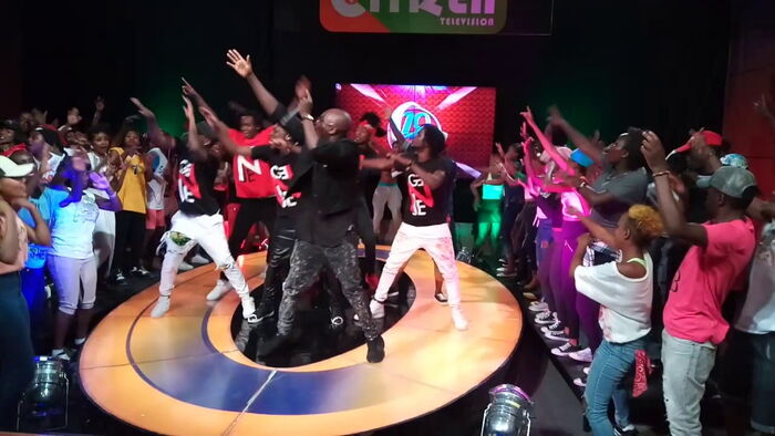 Guets dance during the 10 over 10 show.
