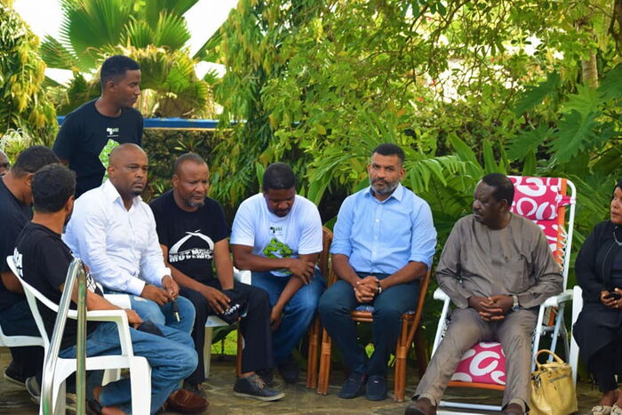 ODM leader Raila Odinga, Mvita MP Abdulswamad Shariff Nassir(R) and other businessmen during their visit to the ODM leader's home on Tuesday, October 22