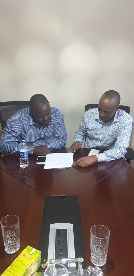 The photo shared by Sonko of the alleged meeting between Makadara MP George Aladwa and Matopeni MCA Abdi Guyo