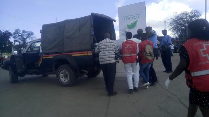 The body of John Mutinda whose car plunged into the ocean being ferried to the mortuary by police on Saturday, December 7, 2019