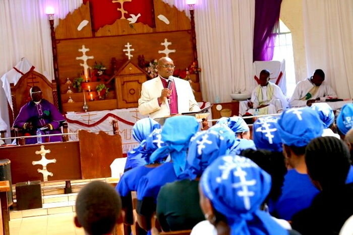 Bishop David Ngari address faithfuls at AIPCA Karure church at Gatundu North on Sunday December 15