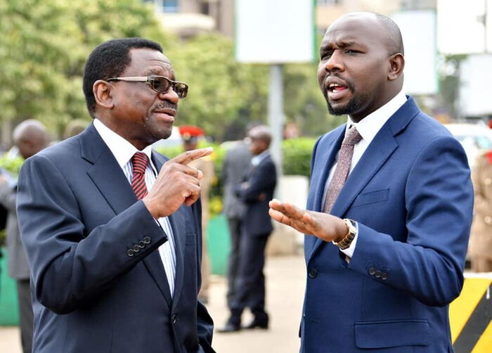 Majority leader Kipchumba Murkomen and minority leader James Orengo