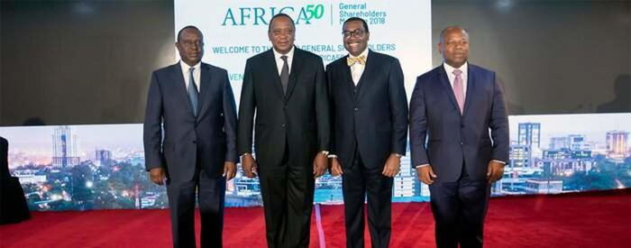 From left: Former Treasury CS Henry Rotich with President Uhuru Kenyatta and other Delegates at the Africa 50 General Shareholders Meeting held in Nairobi on 19, July 2018.
