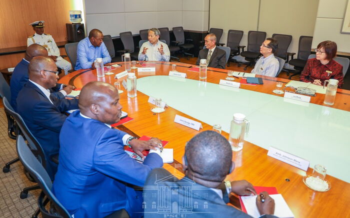 President Uhuru Kenyatta in a meeting with leaders in Singapore. He was in the country for the 2019 Singapore Summit where he sold Kenya as an investment hub. 