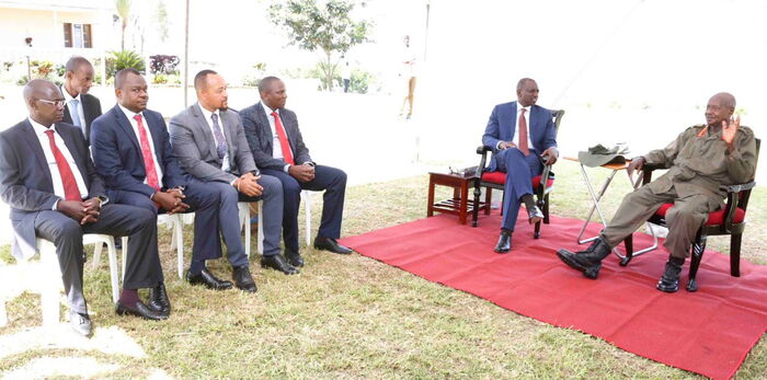 DP William Ruto with Yoweri Museveni and other guests at Makerere University on Saturday, December 21, 2019.