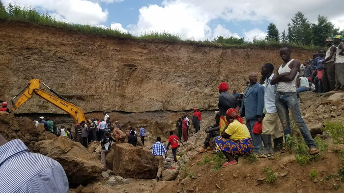 Onlookers at the site where a quarry caved in on two workers in Gikindu, Nyeri County, on Thursday, January 16, 2020.