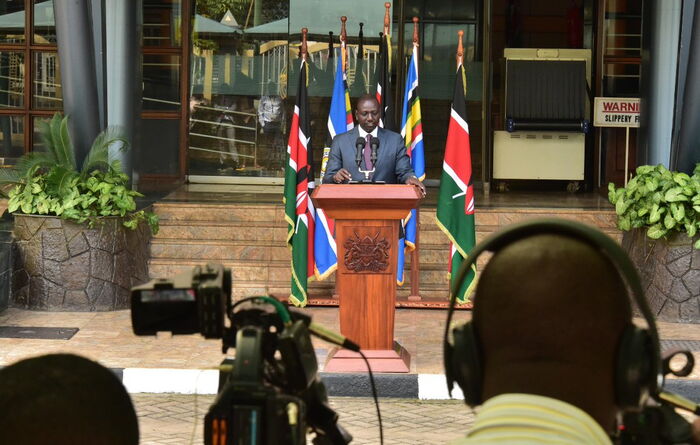 Deputy President William Ruto mourns Mzee Moi at Harambee Annex on Tuesday, February 4
