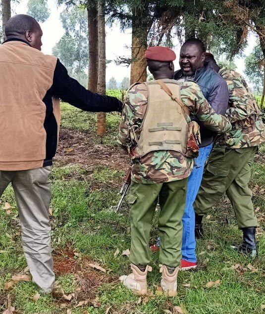 A journalist being hassled out of the DP's function in Baringo. Journalists have raised an issue with the way they have been handled in the recent past while covering his events.