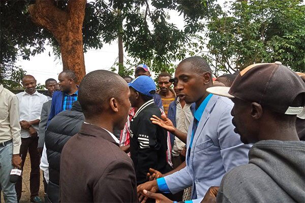 Supporters of Kiharu MP Ndindi Nyoro argue with their opponents in Murang'a town on September 9, 2019 following fracas at Gitui Catholic Church in Kiharu Constituency on Sunday.