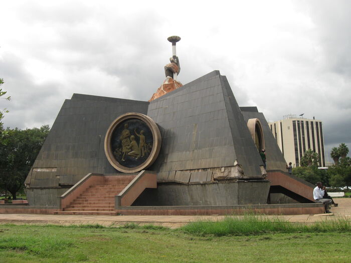 10 Most Famous Statues & Breathtaking Monuments in Kenya [PHOTOS