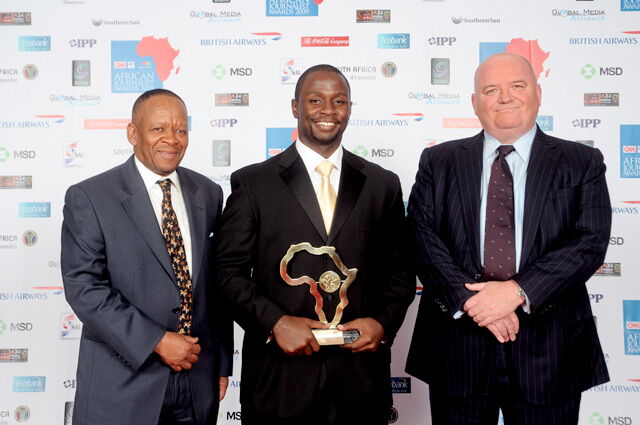 John-Allan Namu poses with Nolo Letele and Tony Maddox when he won the CNN Multichoice African Journalist of the Year Award, 2009.