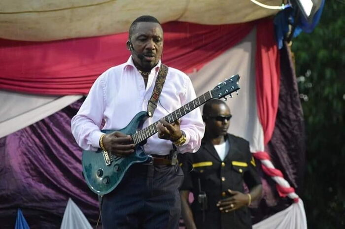 Pastor Ng'ang'a pictured while playing the guitar. Ezekiel recently called out the pastor over his theatrics