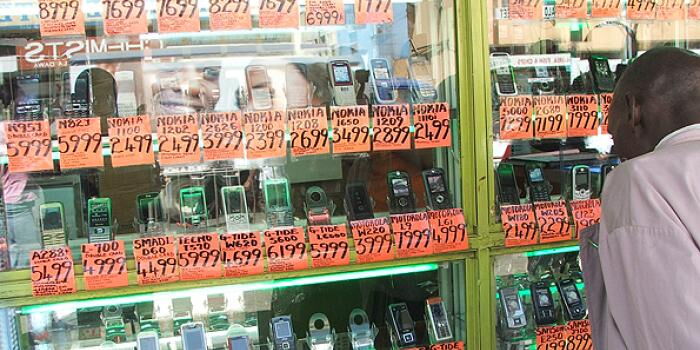 A roadside phones display on Luthuli Avenue, Nairobi.