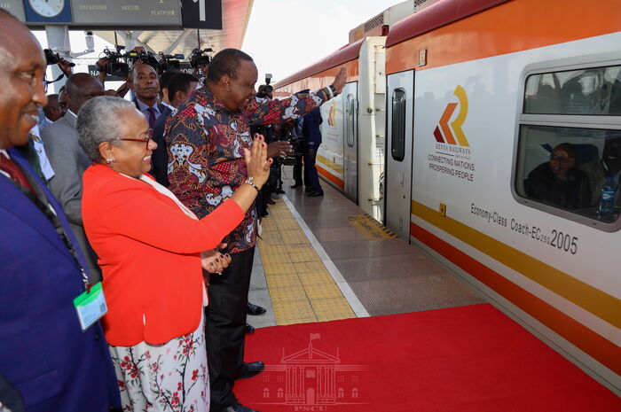 President Uhuru and First Lady Margaret Kenyatta during the launch of the Nairobi-Suswa SGR passenger train service. October 16, 2019