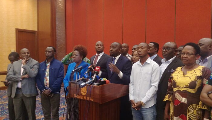 Senate Majority Leader Kipchumba Murkomen addressing the media from Serena Hotel, Nairobi on January 21, 2020.